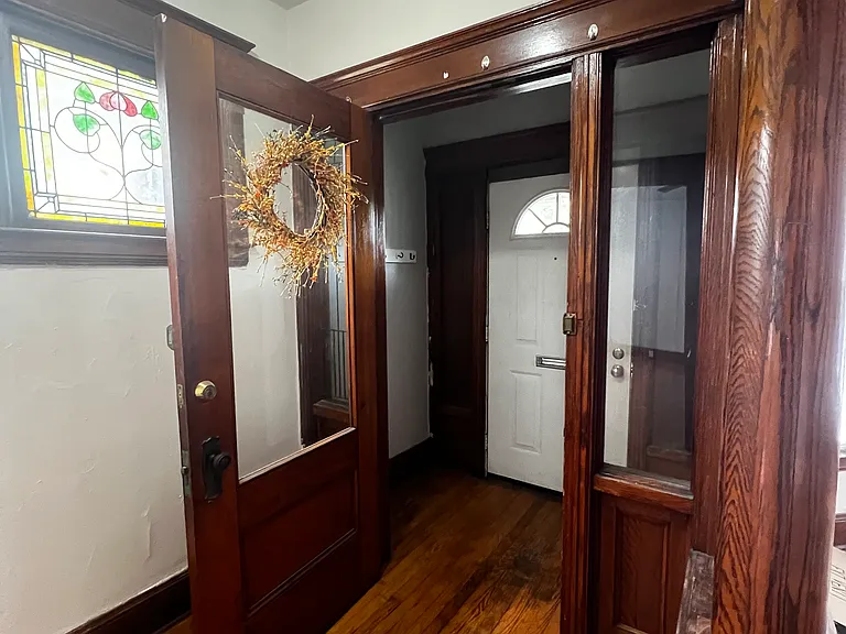 100 Coleridge Ave #0 — Photo 3