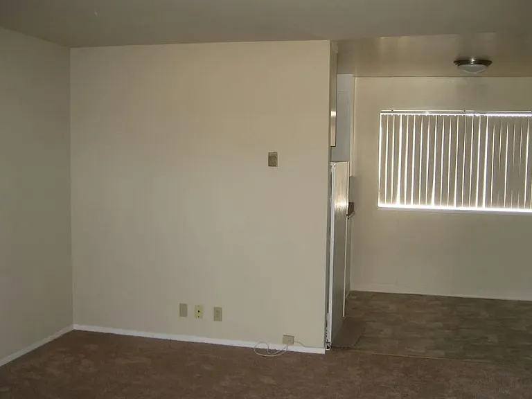 3216 Cadillac Dr #10 — Photo 3