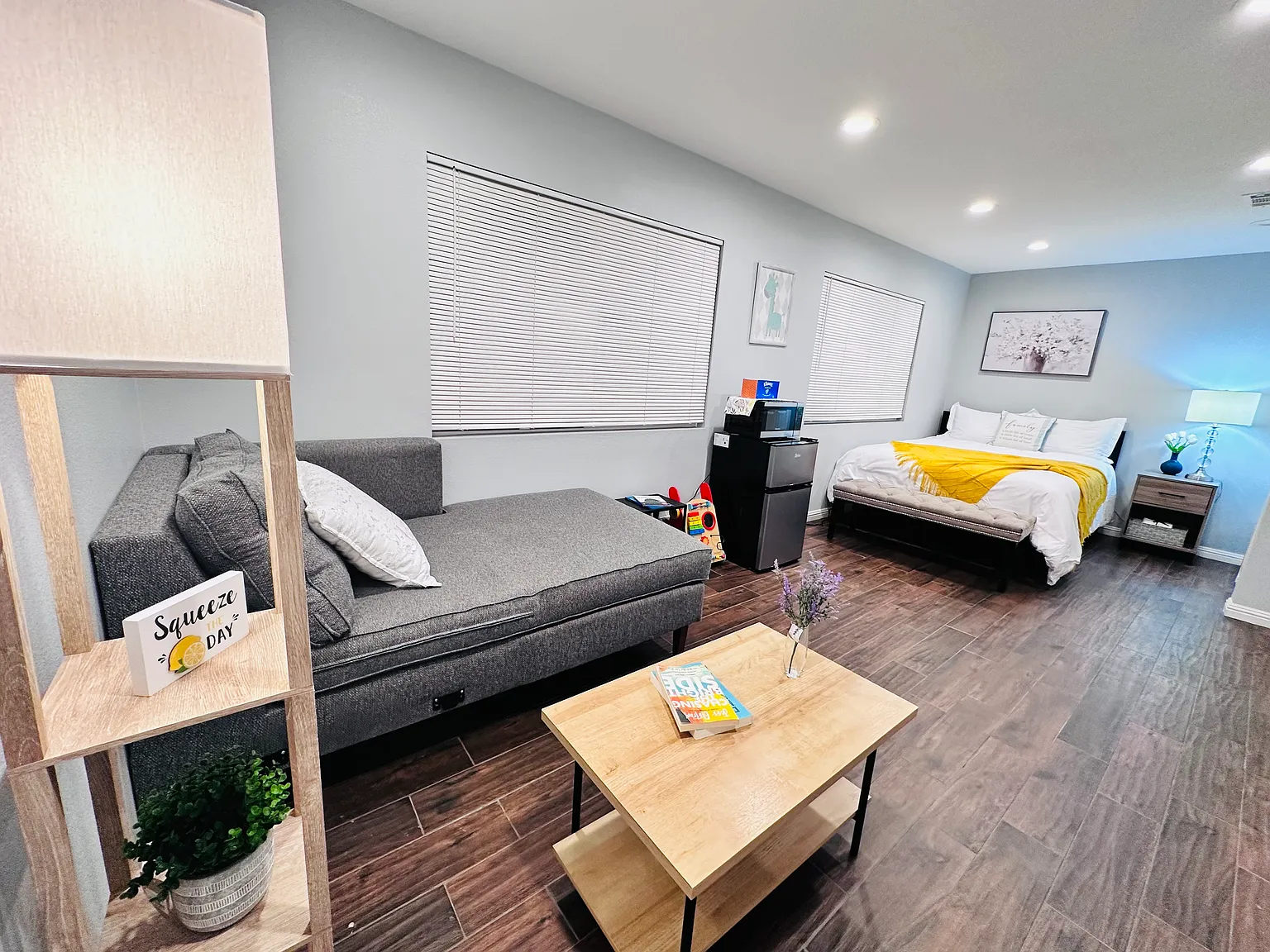 Studio, 300 sqft, $1,350 — Photo 4
