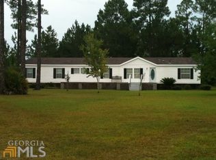 1890 Will Cox Rd, Waycross, GA 31503