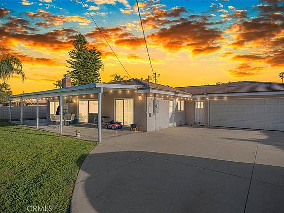 2nd image of 5651 Magnolia Ave