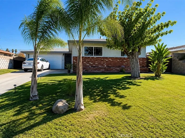 722 Forest Park Dr — Photo 2