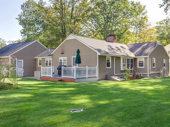 2nd image of 492 Woodlawn Ridge Road