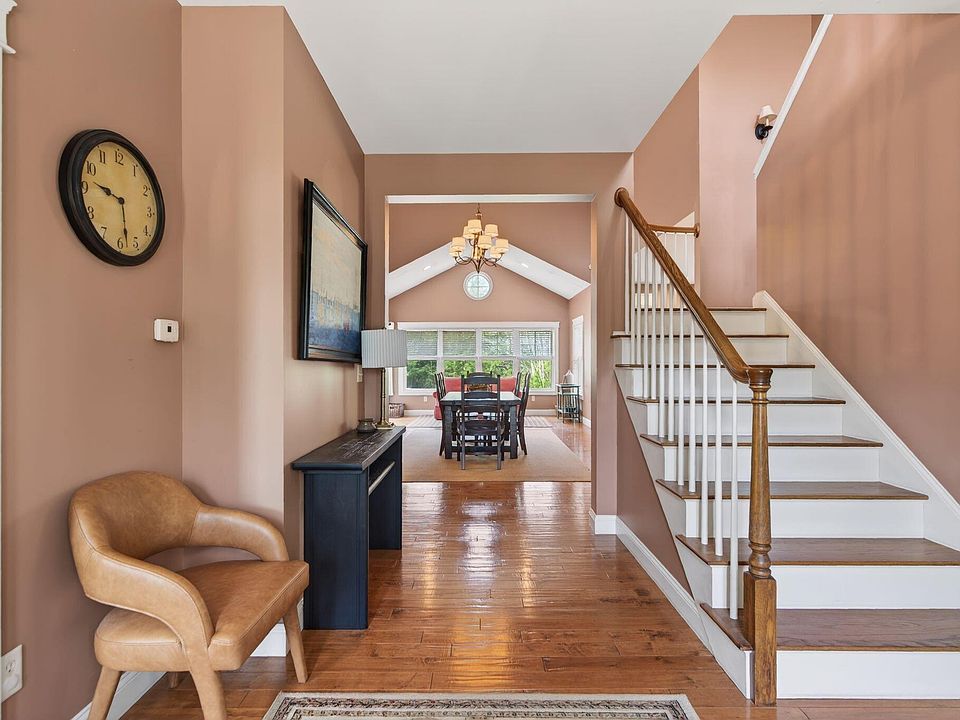 1st image of 96 Beaulieu Drive