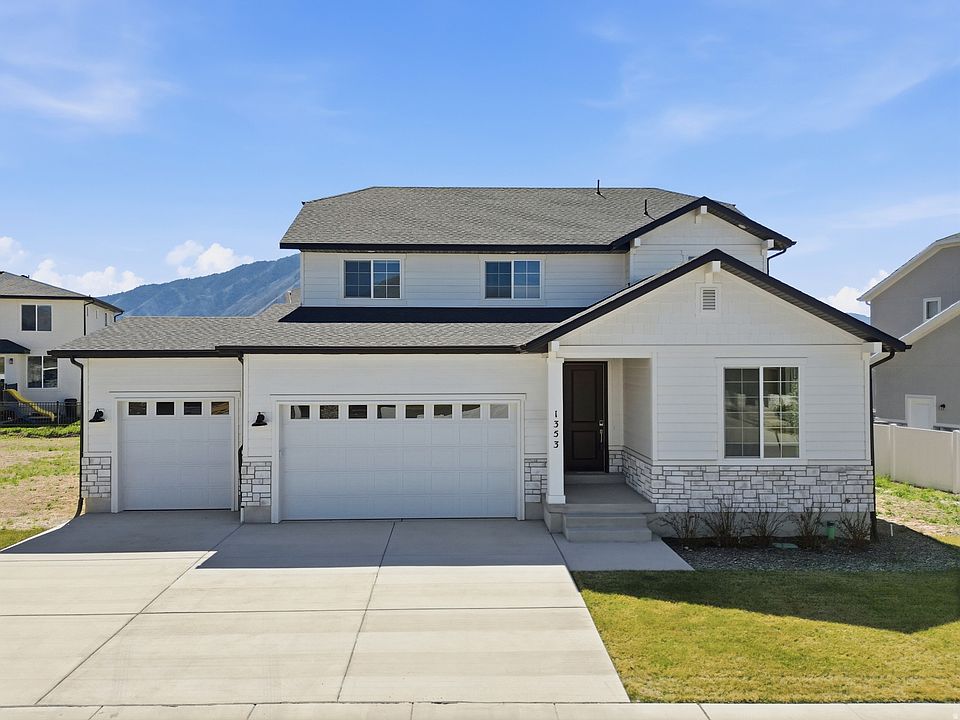 1st image of 1353 W Mapleton Ct