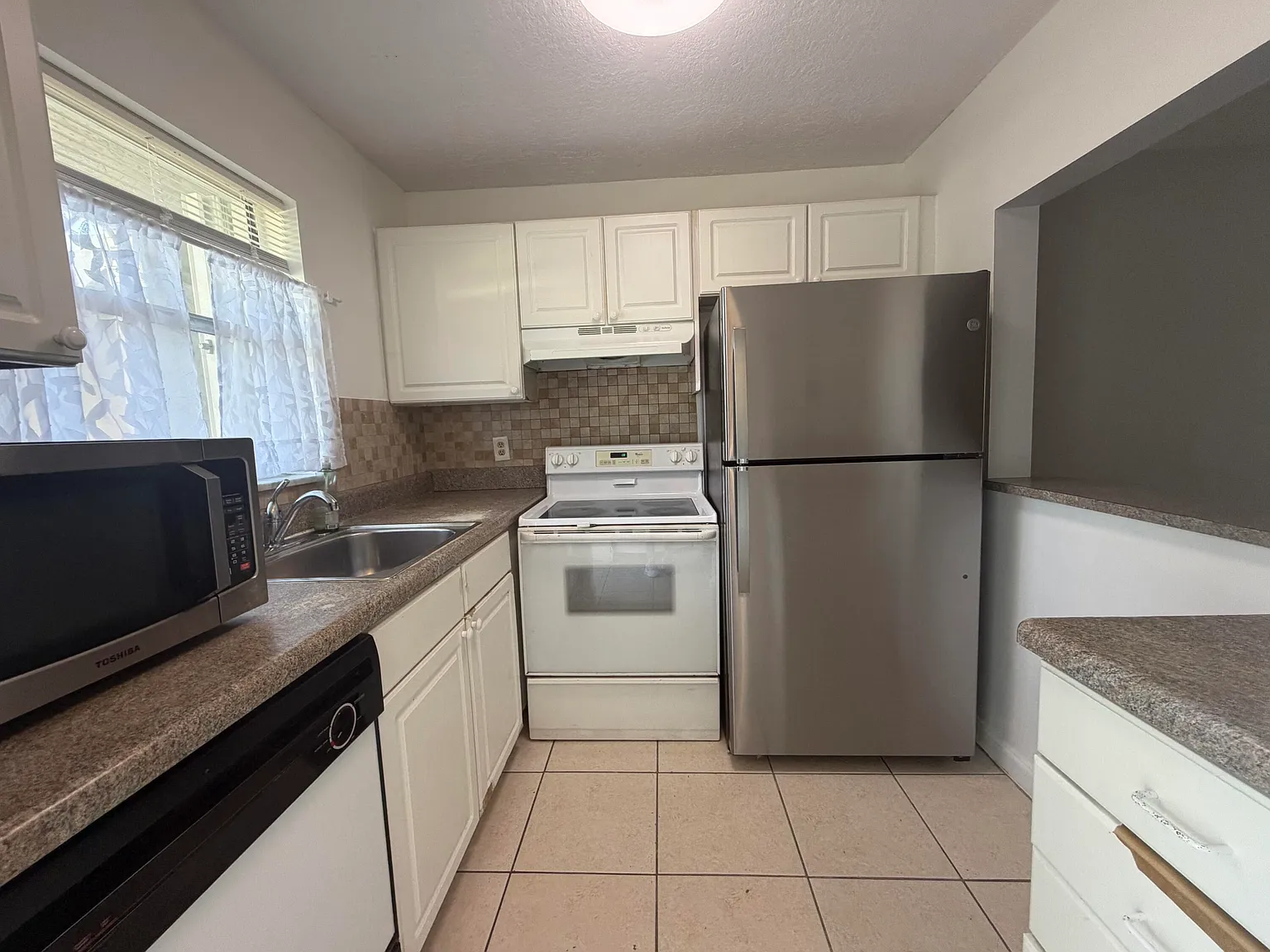 sandalfoot blvd condo — Photo 4