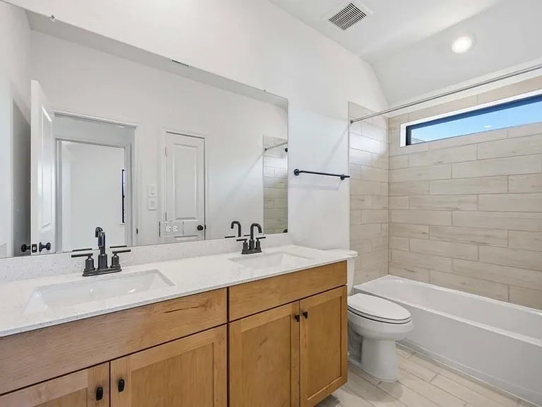 10326 Water Harbor Dr — Photo 19