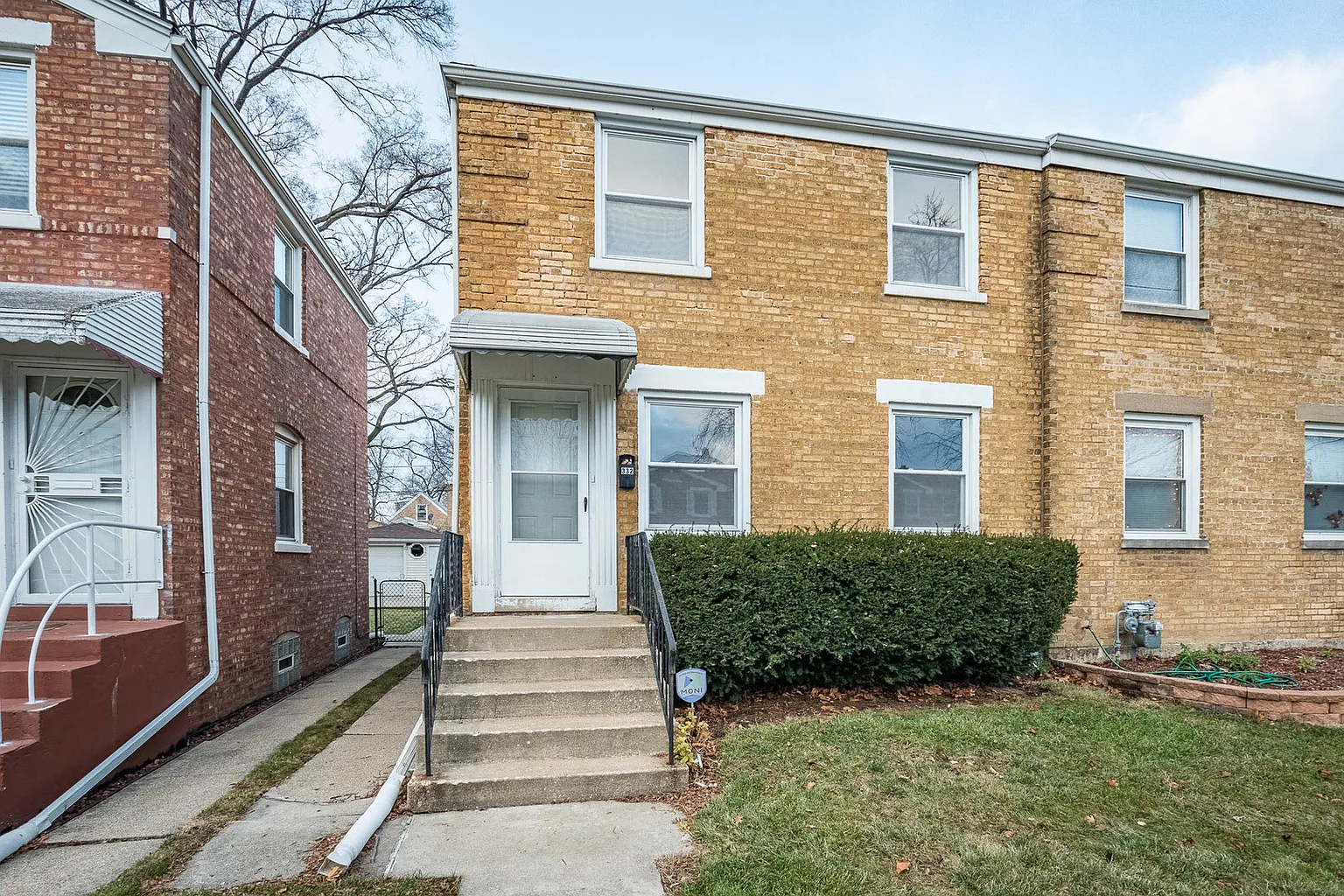 332 Hyde Park Ave photo 1
