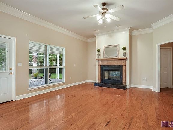 5th image of 38207 Graystone Ave