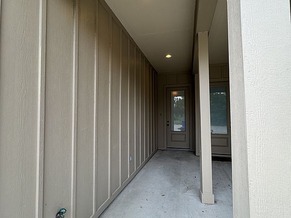3rd image of 5100 Westgate Ln Unit 104-1