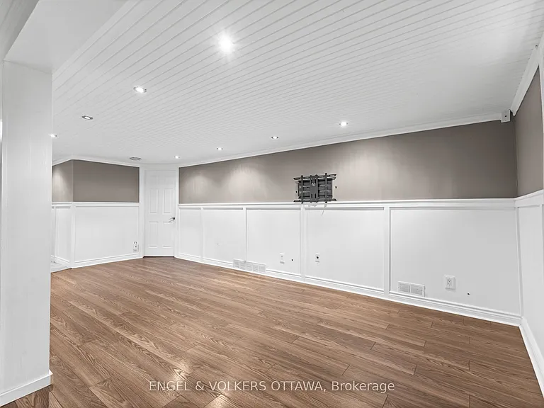 855 Weston Dr — Photo 22