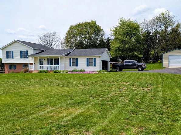 600 Canterbury Dr, Martinsburg, WV 25403