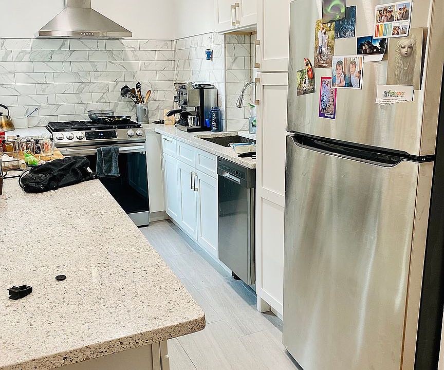 1st image of 200 W 93rd St APT 6D