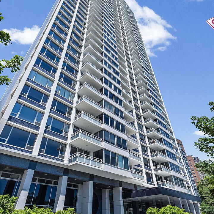 1st image of 1300 N Lake Shore Dr APT 9A
