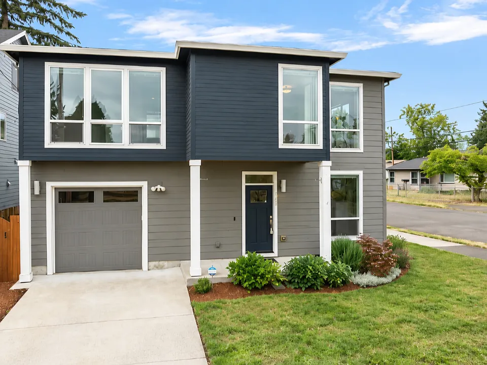 8209 SE 69th Ave