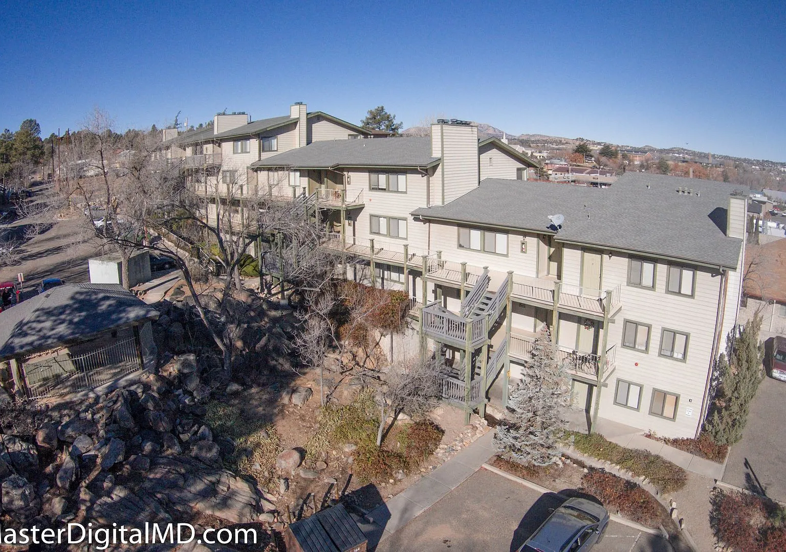 240 S. McCormick Street — Photo 1