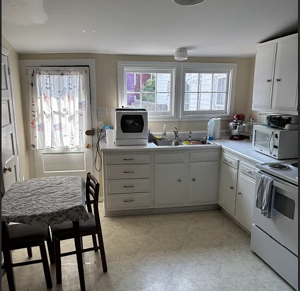 501 High St #2 — Photo 4