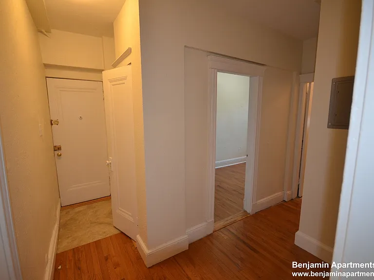 1810 Commonwealth Ave #17 — Photo 13