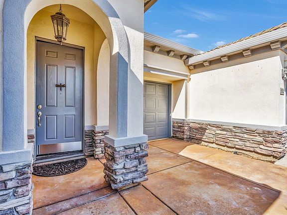 4th image of 5921 Matina Dr