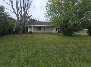274 Bee Line Dr, Galax, VA 24333