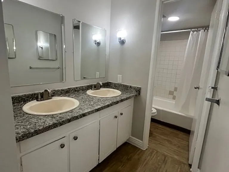 1592 Boston St — Photo 37