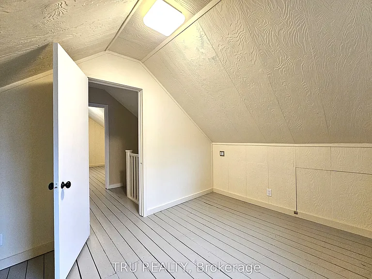 28 Arundel Ave — Photo 21
