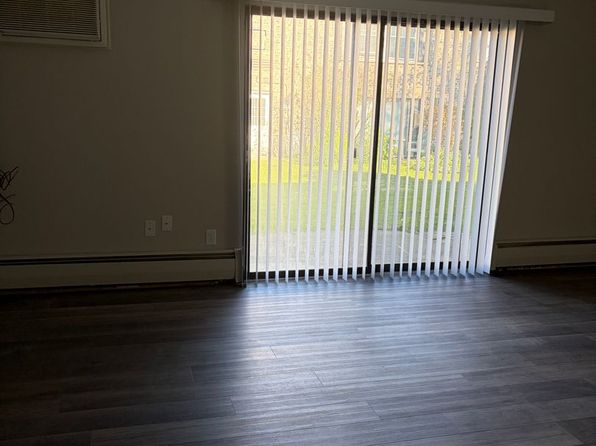 823 Old Settlers Trl