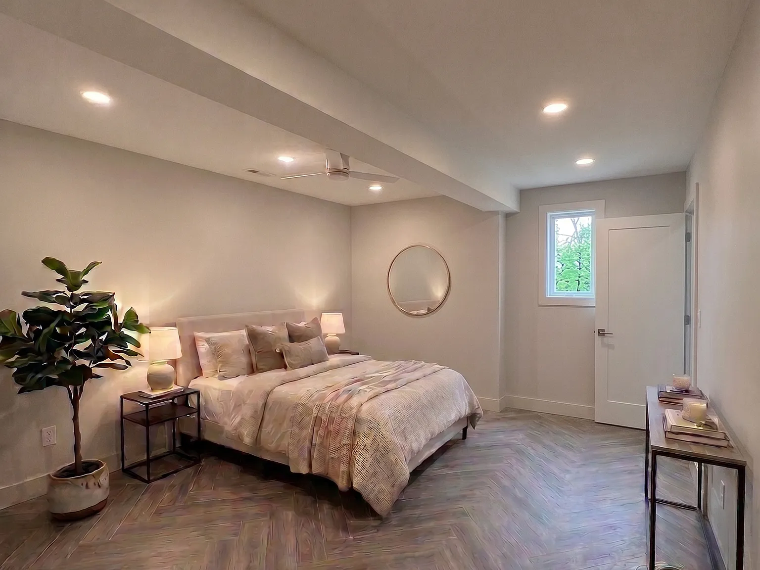 3651 W Palmer St — Photo 2