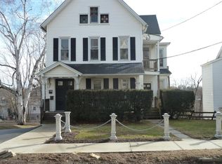 25 Smith St, Danbury, CT 06810