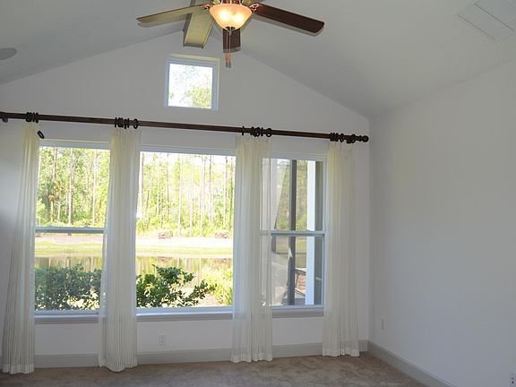 4th image of 48 Woodview Ct
