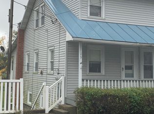 15 S 4th St, Shartlesville, PA 19554