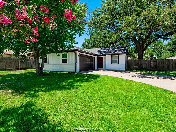 2nd image of 801 Val Verde Dr