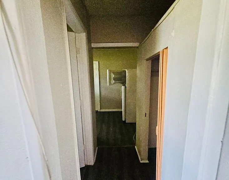 1105 Polk St — Photo 12