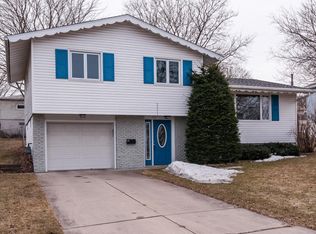 1910 23rd St NW, Rochester, MN 55901