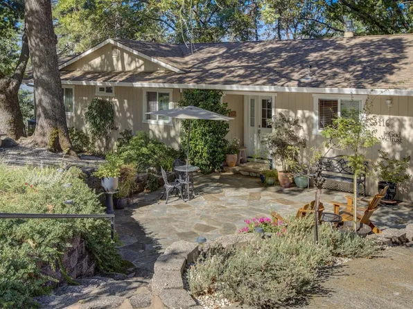 3116 Verde Robles Dr, Camino, CA 95709