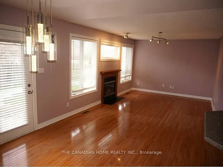 2089 Meadowgate Blvd — Photo 5