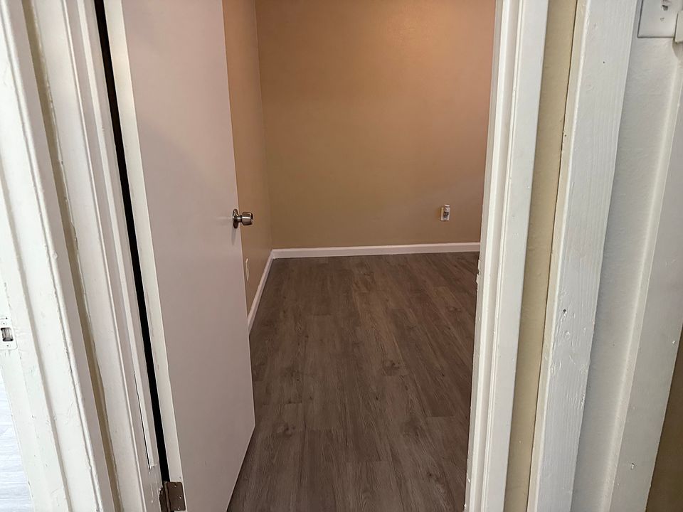 1st image of 130 Martinique Ct #132