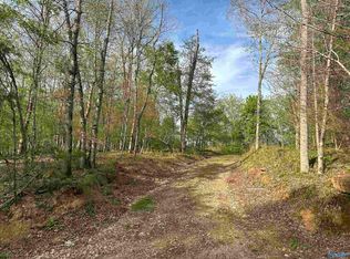 Hixon Rd NW, Fort Payne, AL 35967