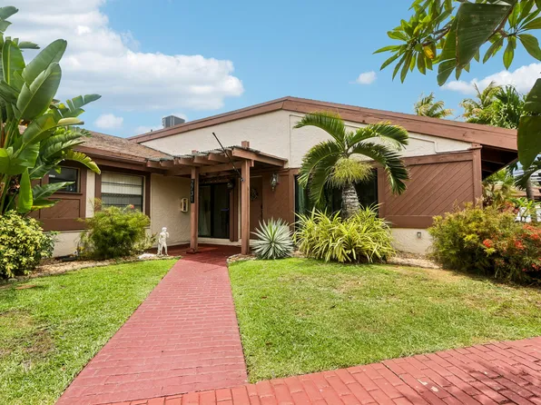 2731 S Parkview Dr #1, Hallandale, FL 33009