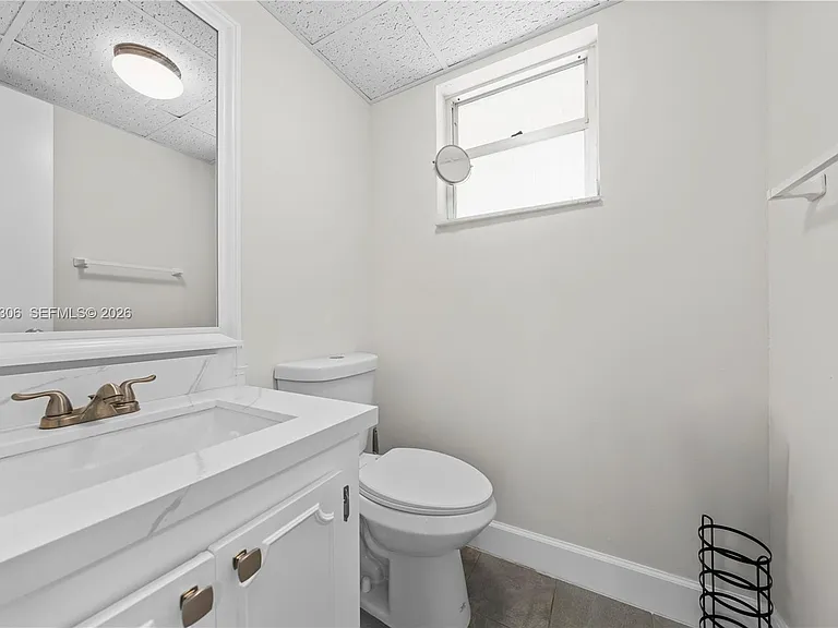 9011 NE 4th Avenue Rd #9011 — Photo 3