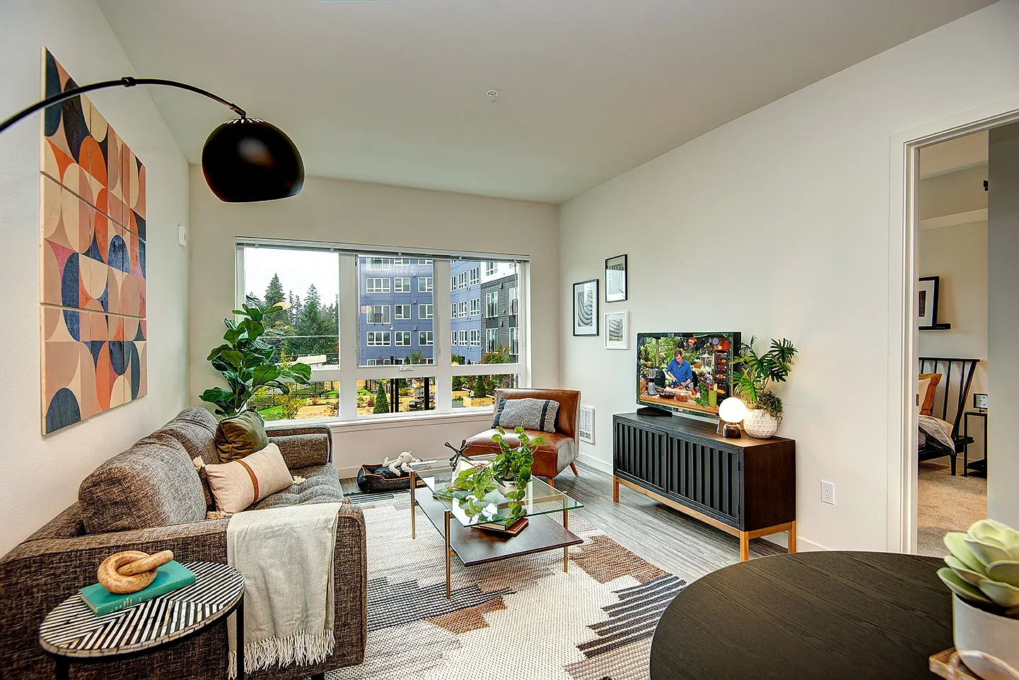 Hazel Apartments — Photo 3