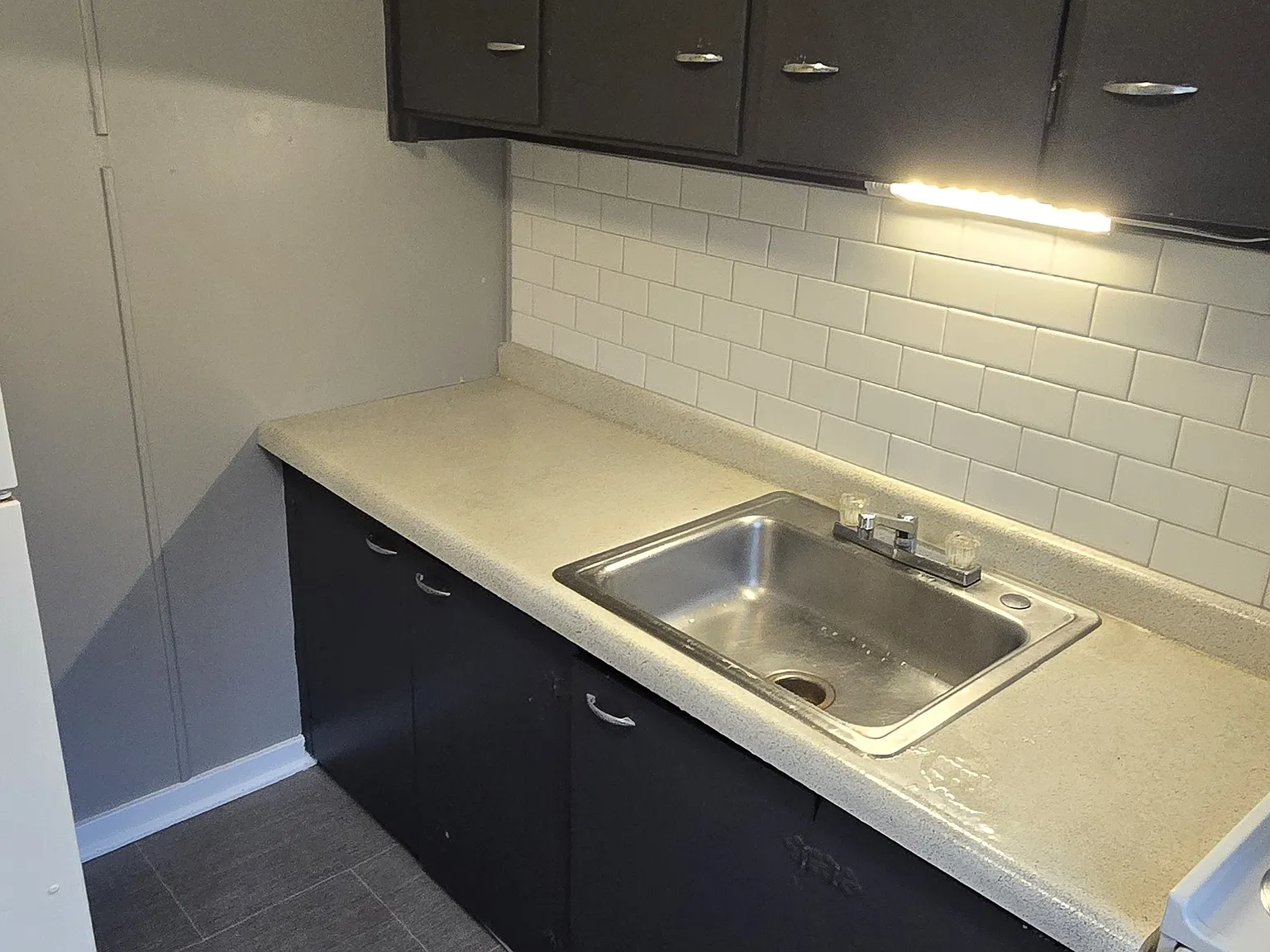 2 bed, 750 sqft, $850 — Photo 4