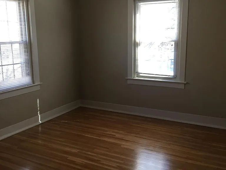 940 Amherst St #12 — Photo 11