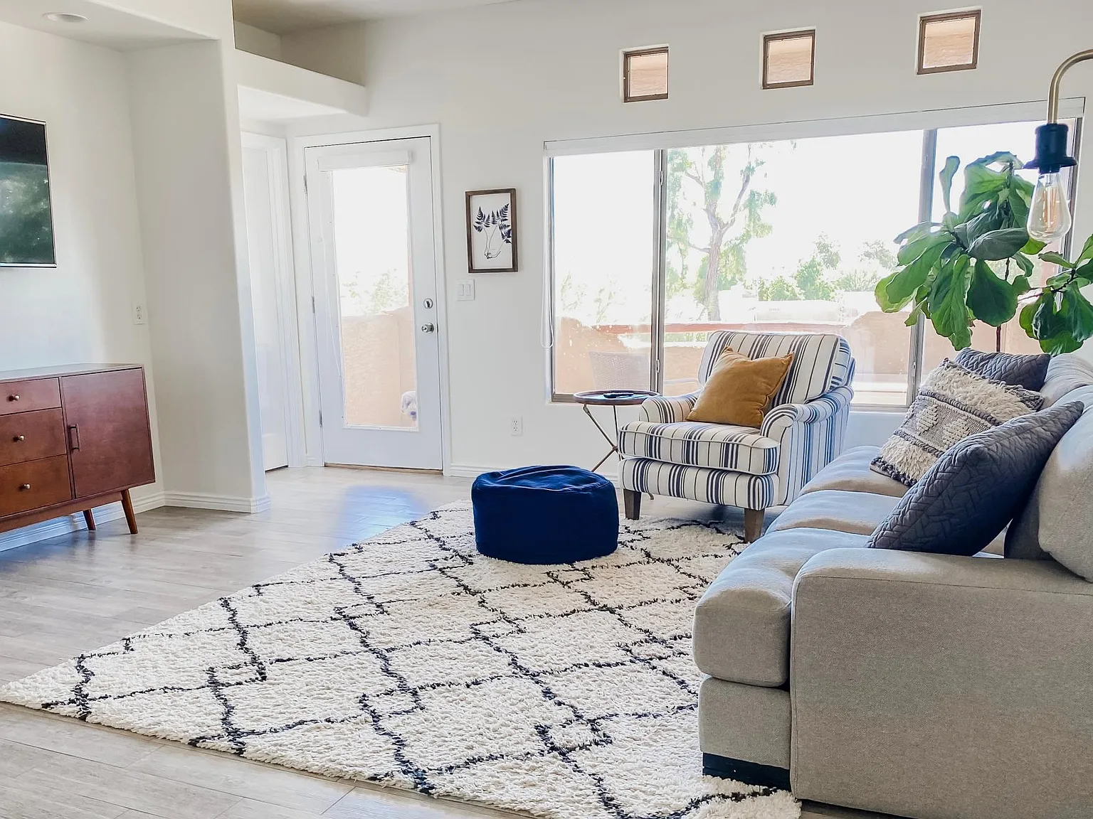 2 bed, 1092 sqft, $1,975 — Photo 4