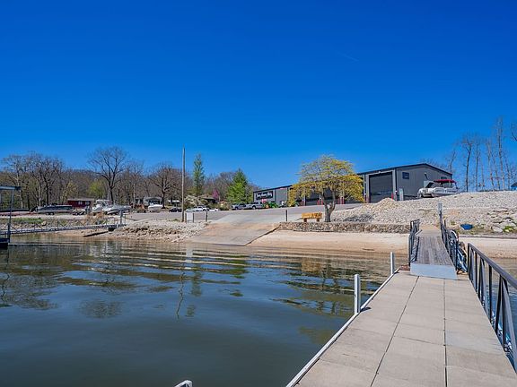 5th image of 27 Lighthouse Marina Rd