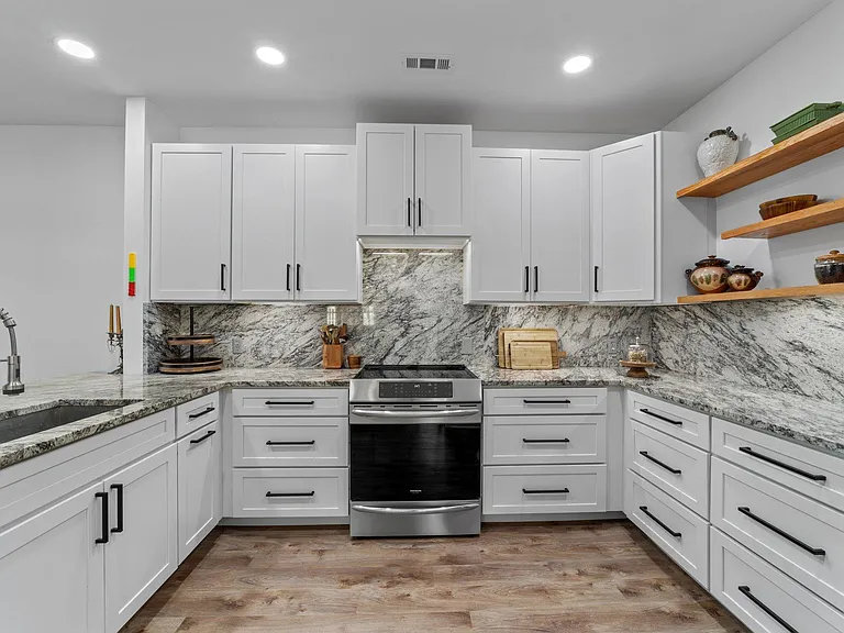 18823 Cloverstone Cir — Photo 14