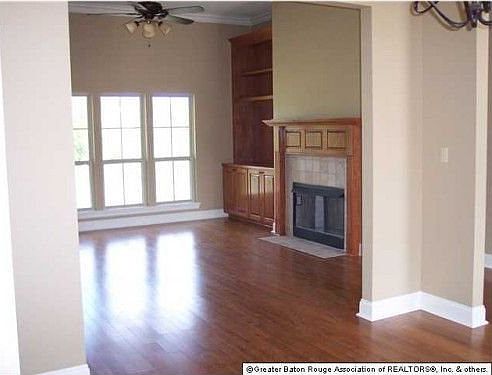 3rd image of 9479 Highland Oaks Ave