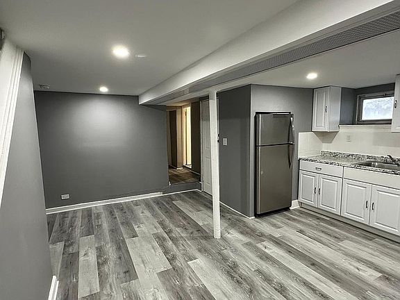 5th image of 2515 Holland Ave #4