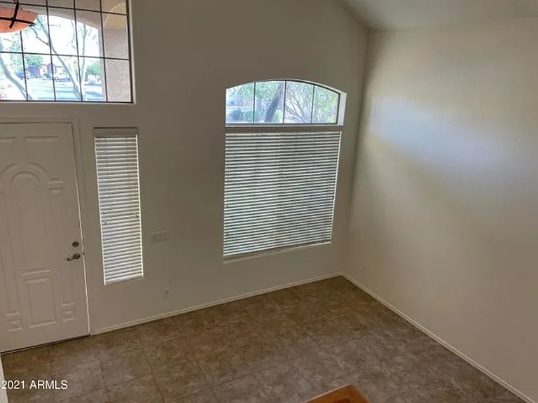42114 N 44th Dr — Photo 3