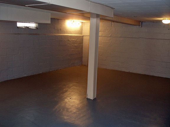 5th image of 314 E Fairview Ave